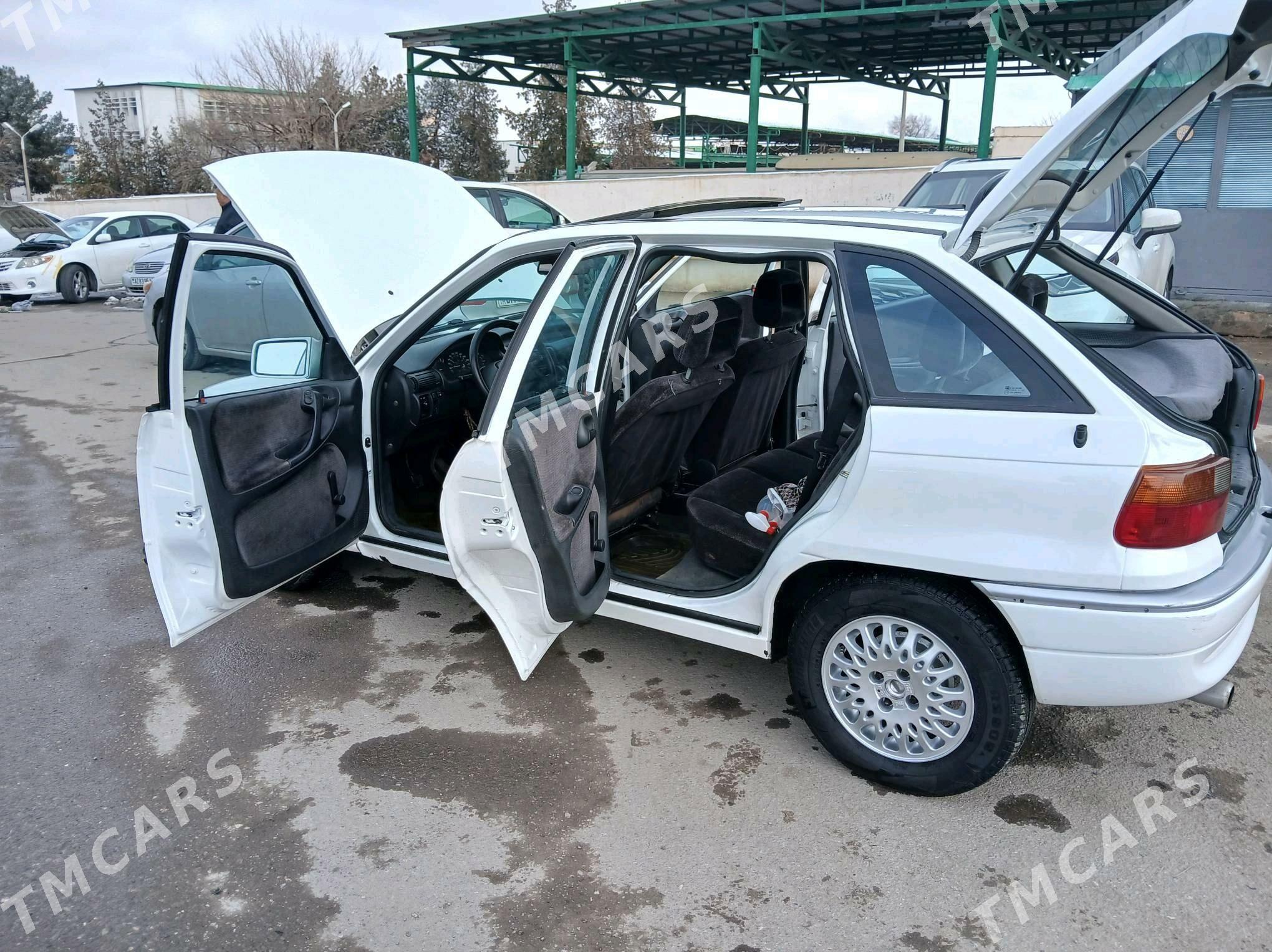 Opel Astra 2025 - 50 000 TMT - Aşgabat - img 4