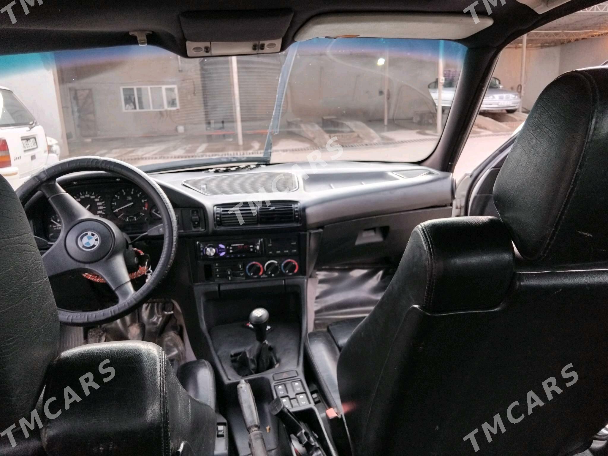 BMW 525 1990 - 56 000 TMT - Бабадайхан - img 4