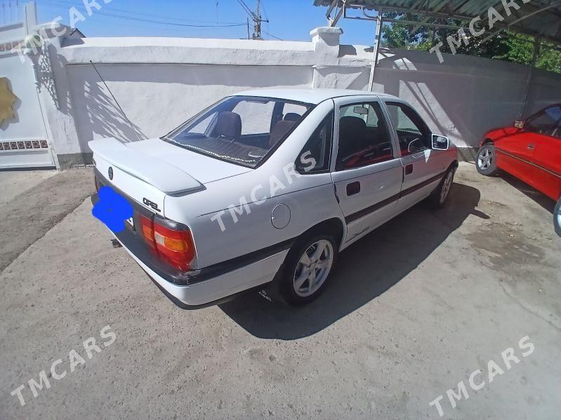 Opel Vectra 1992 - 34 000 TMT - Дашогуз - img 3