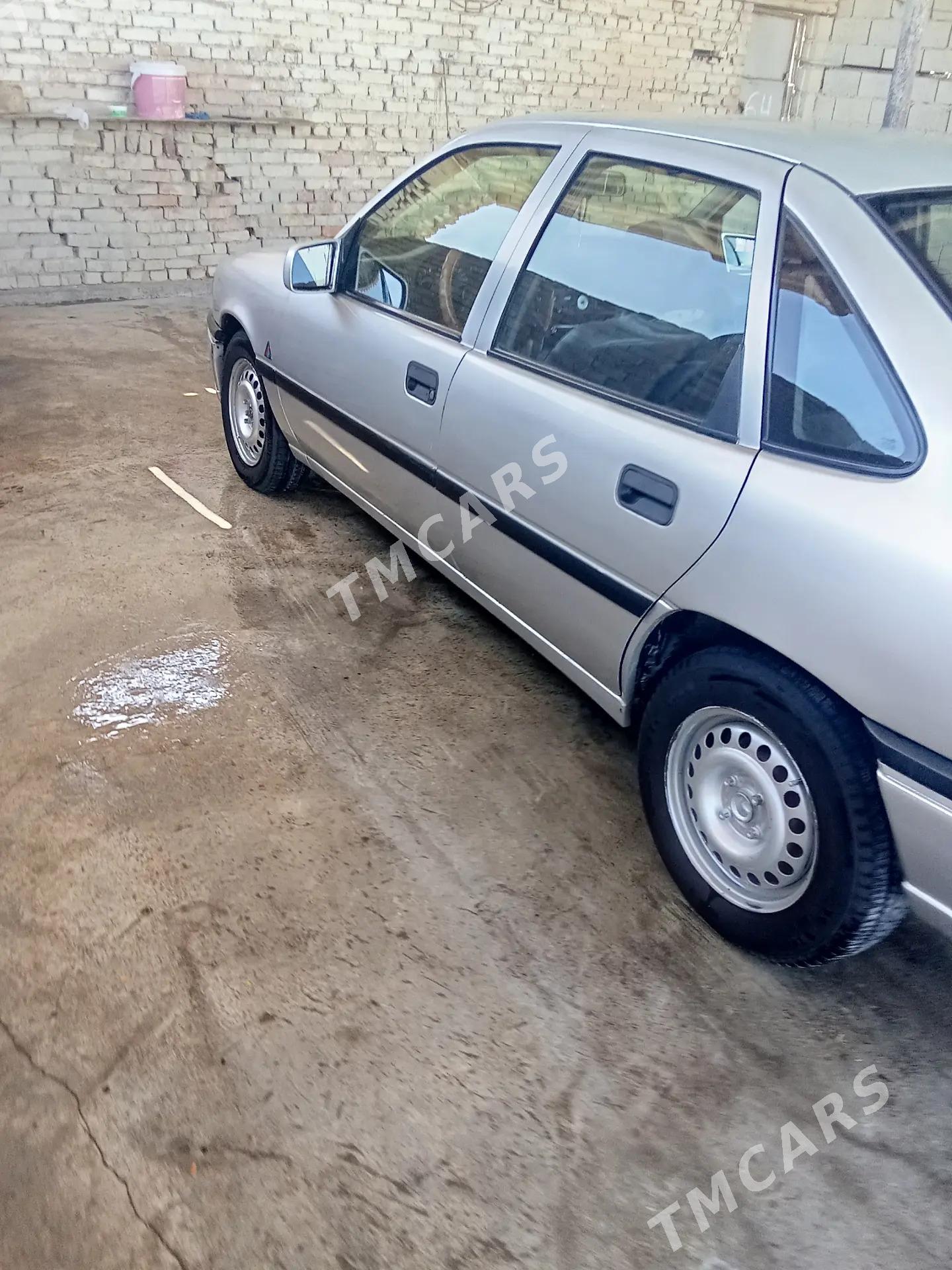 Opel Vectra 1994 - 40 000 TMT - Garagum etraby - img 4