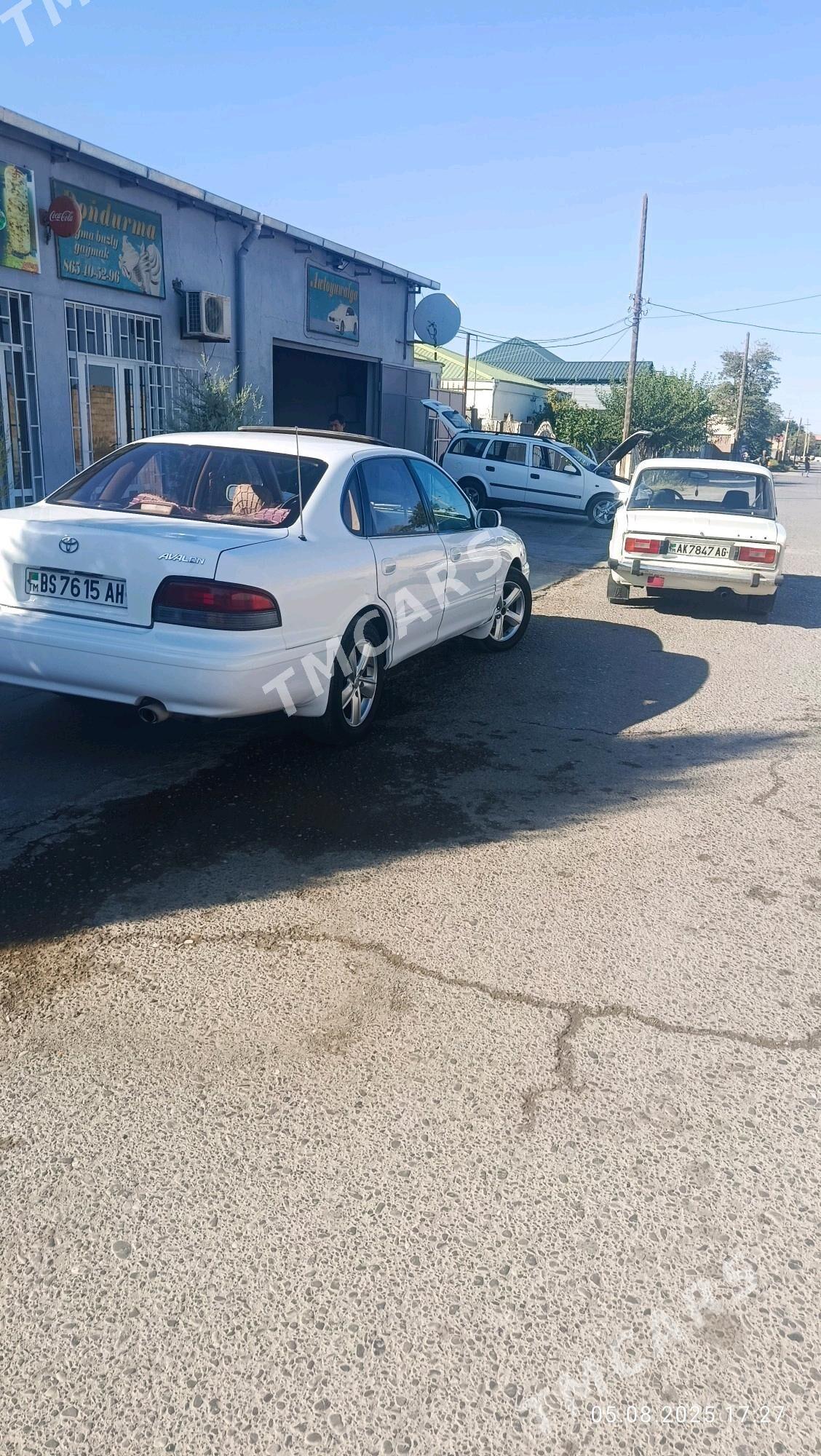 Toyota Avalon 1996 - 100 000 TMT - Бахарден - img 4