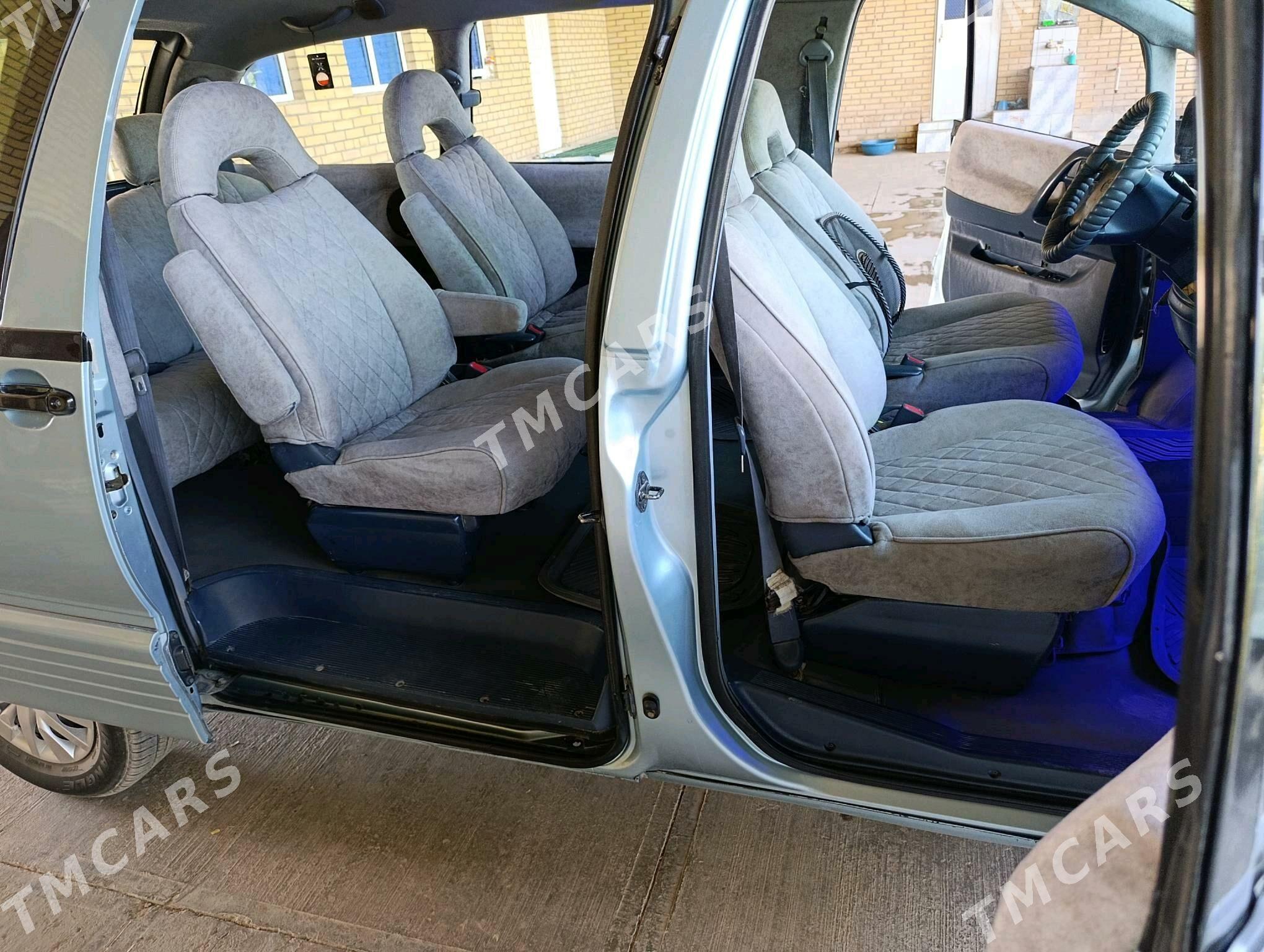 Toyota Previa 1992 - 110 000 TMT - Halaç - img 8