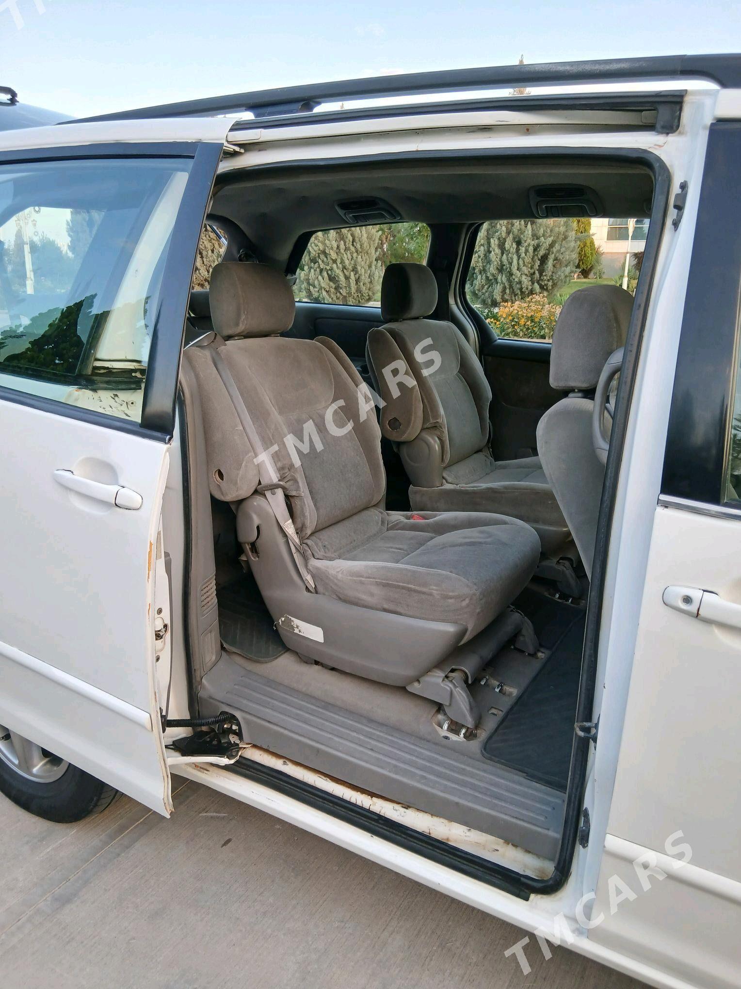 Toyota Sienna 2004 - 160 000 TMT - Türkmenabat - img 3