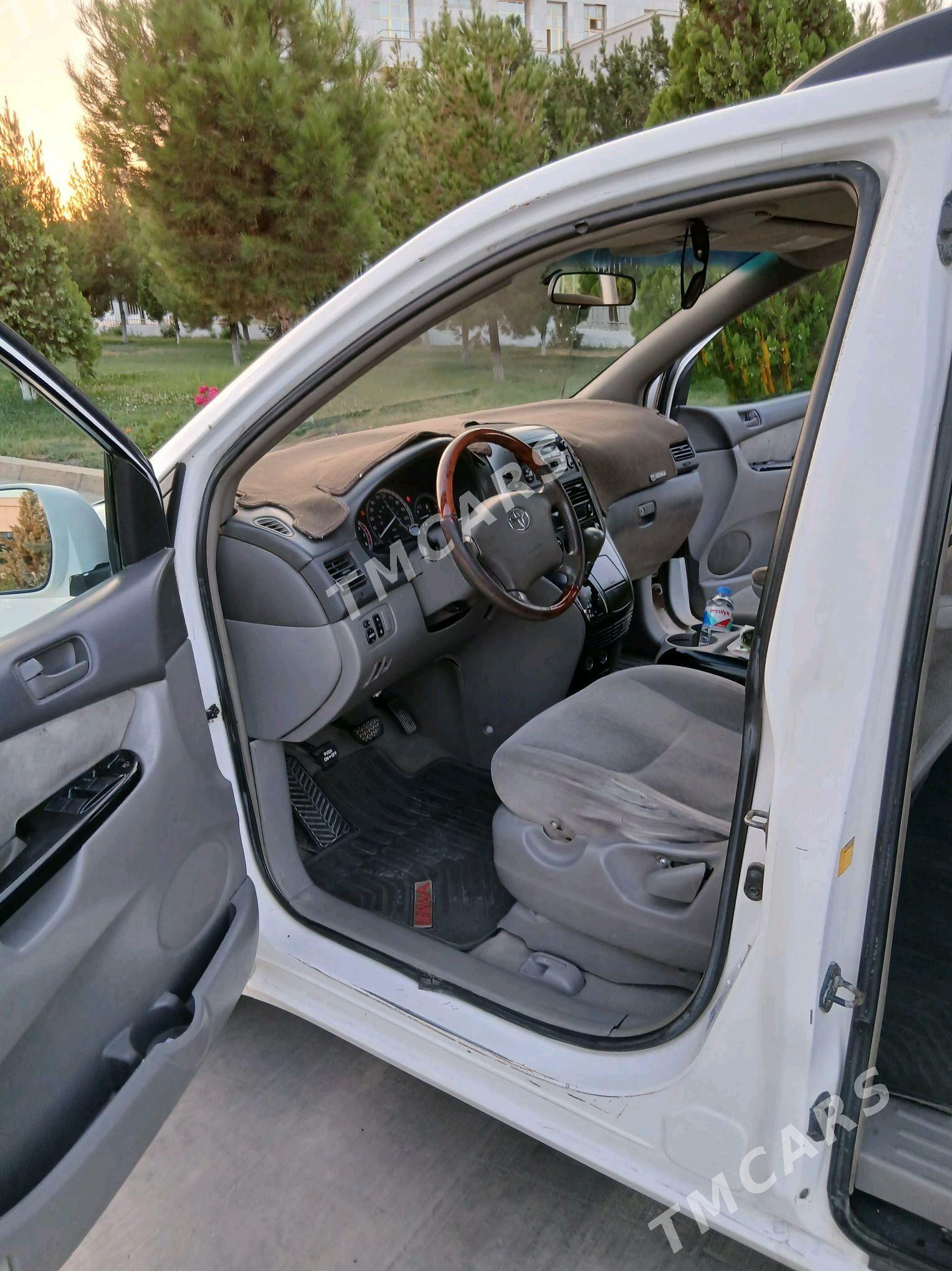 Toyota Sienna 2004 - 160 000 TMT - Türkmenabat - img 9
