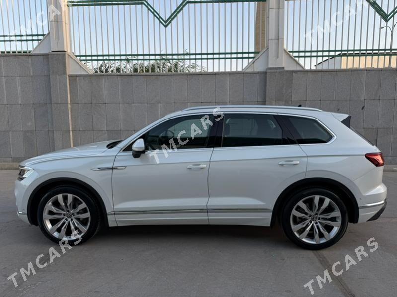 Volkswagen Touareg 2021 - 1 450 000 TMT - Ашхабад - img 6
