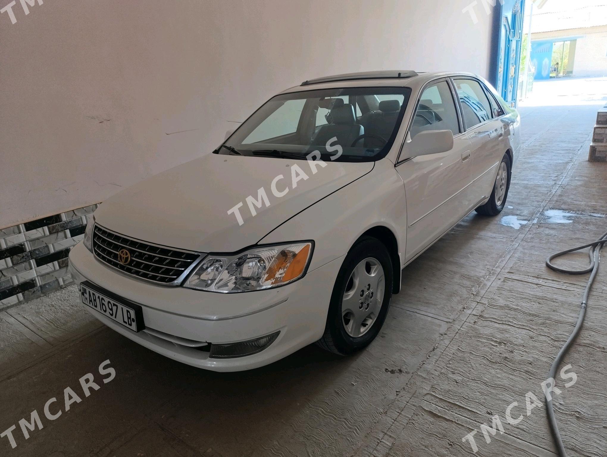 Toyota Avalon 2004 - 220 000 TMT - Çärjew - img 2