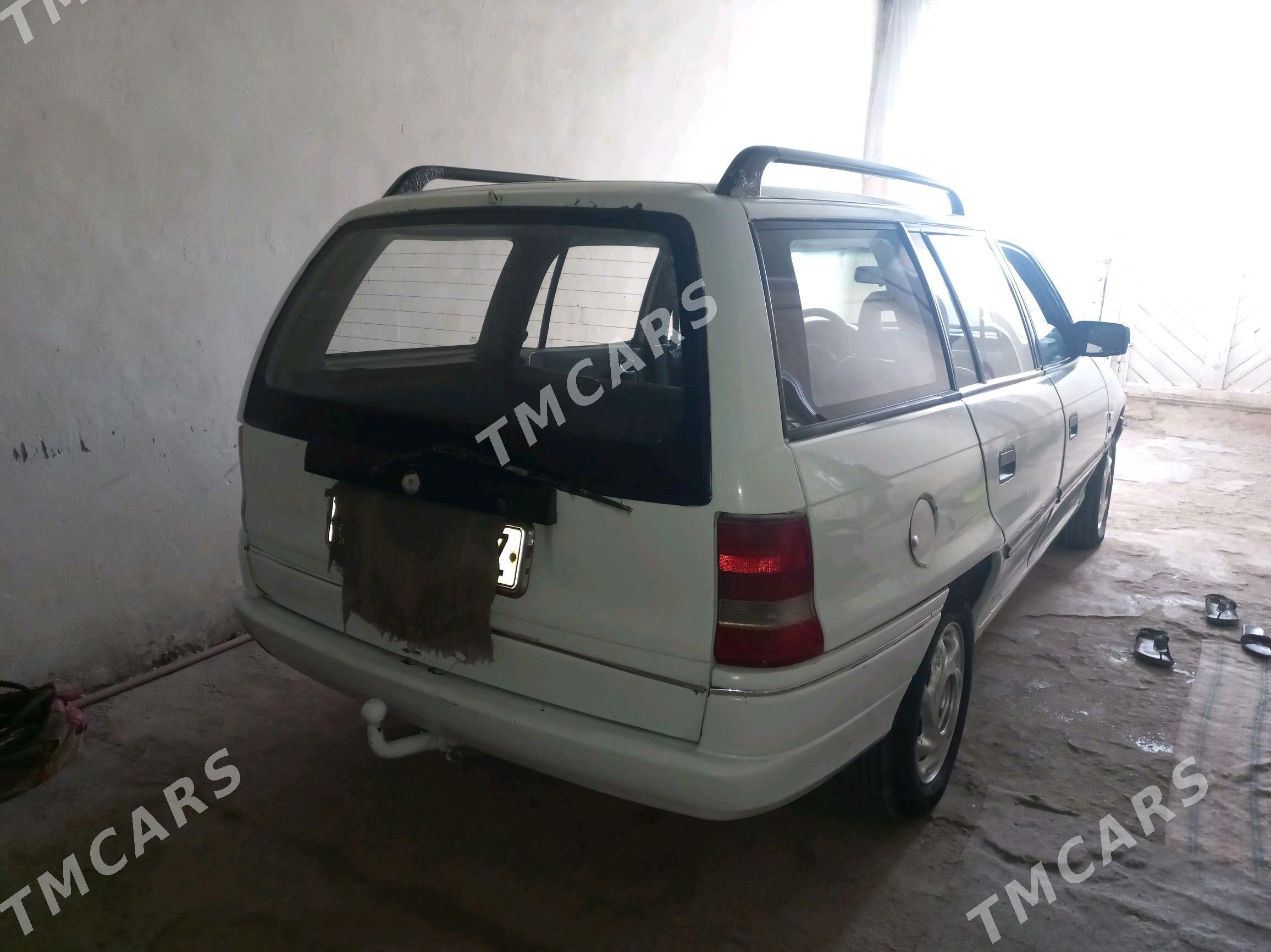 Opel Astra 1993 - 30 000 TMT - Дашогуз - img 2