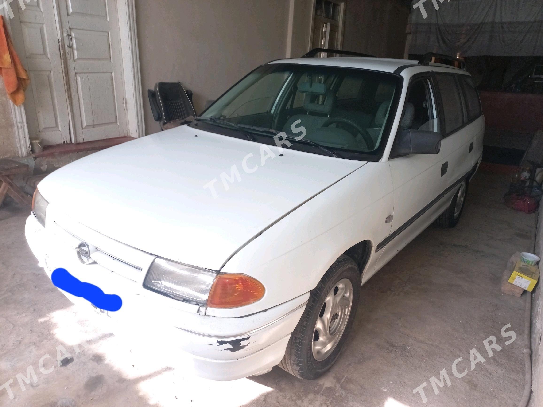 Opel Astra 1993 - 30 000 TMT - Дашогуз - img 5