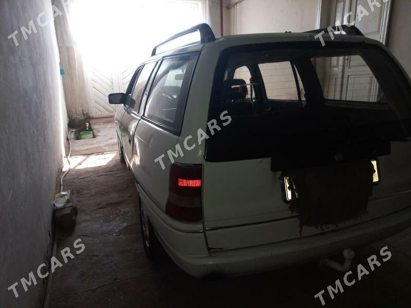 Opel Astra 1993 - 30 000 TMT - Дашогуз - img 6
