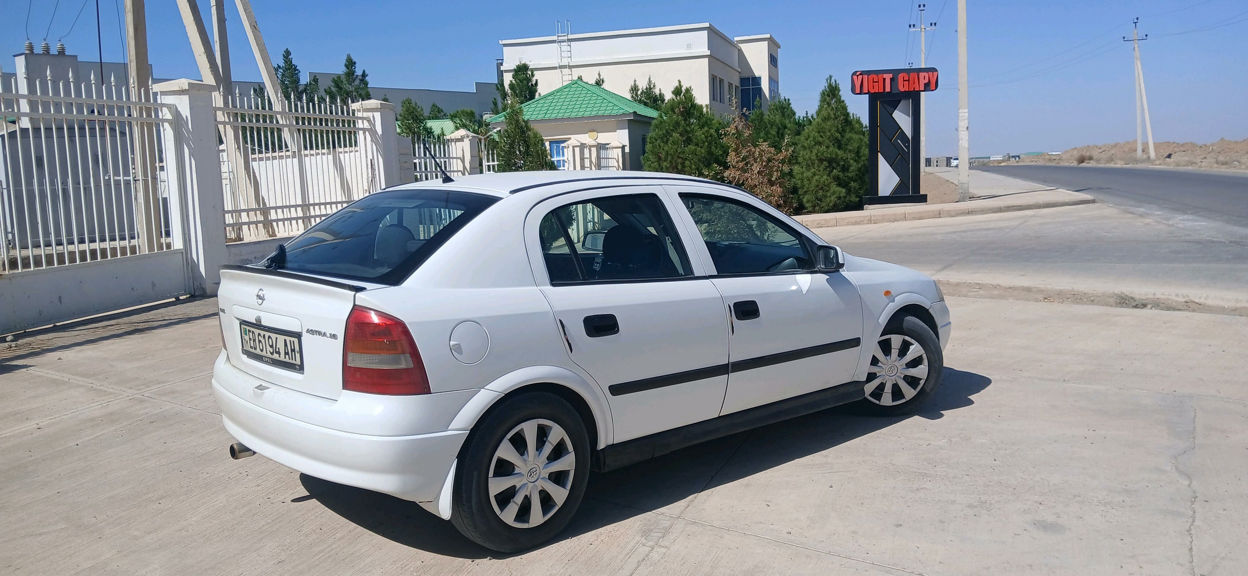 Opel Astra 2002 - 70 000 TMT - Арзув - img 3
