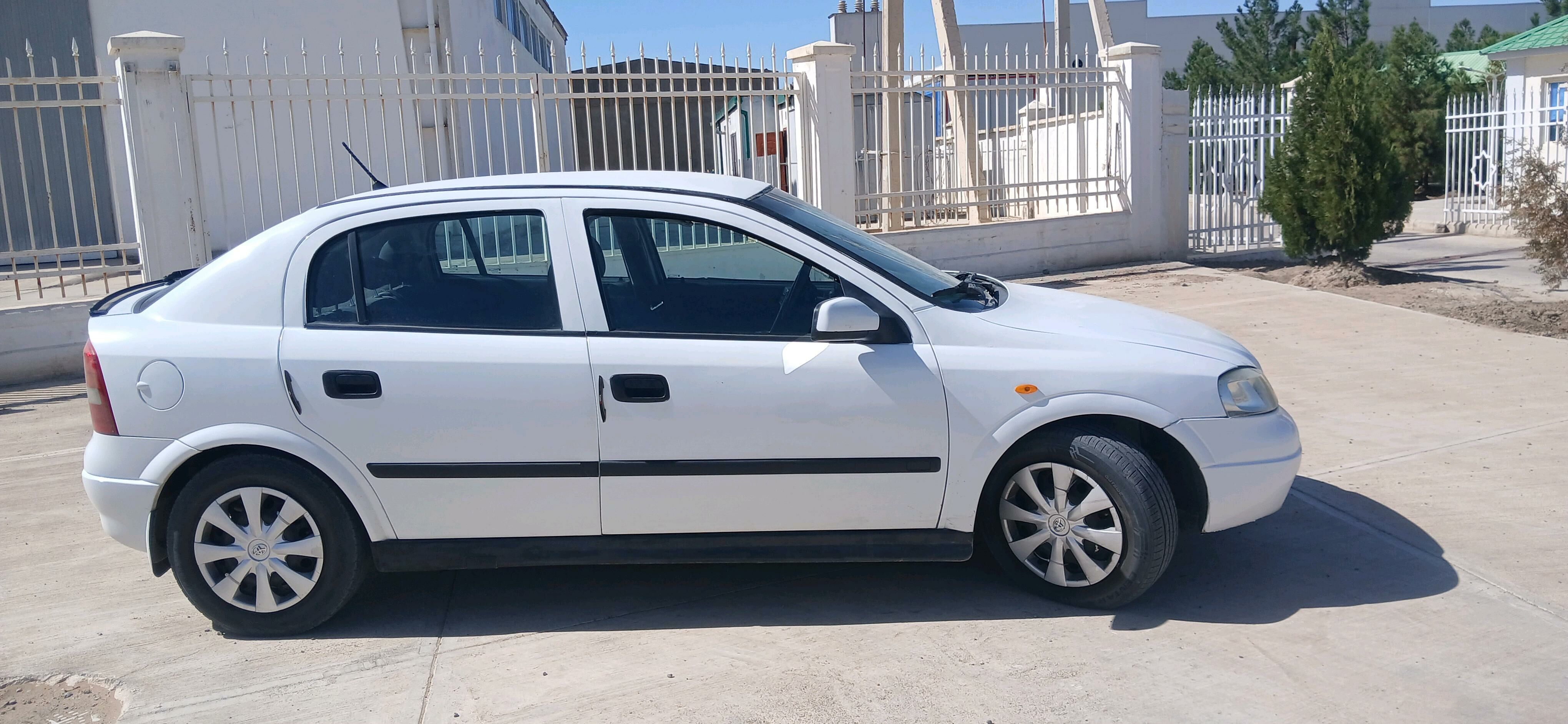 Opel Astra 2002 - 70 000 TMT - Арзув - img 4