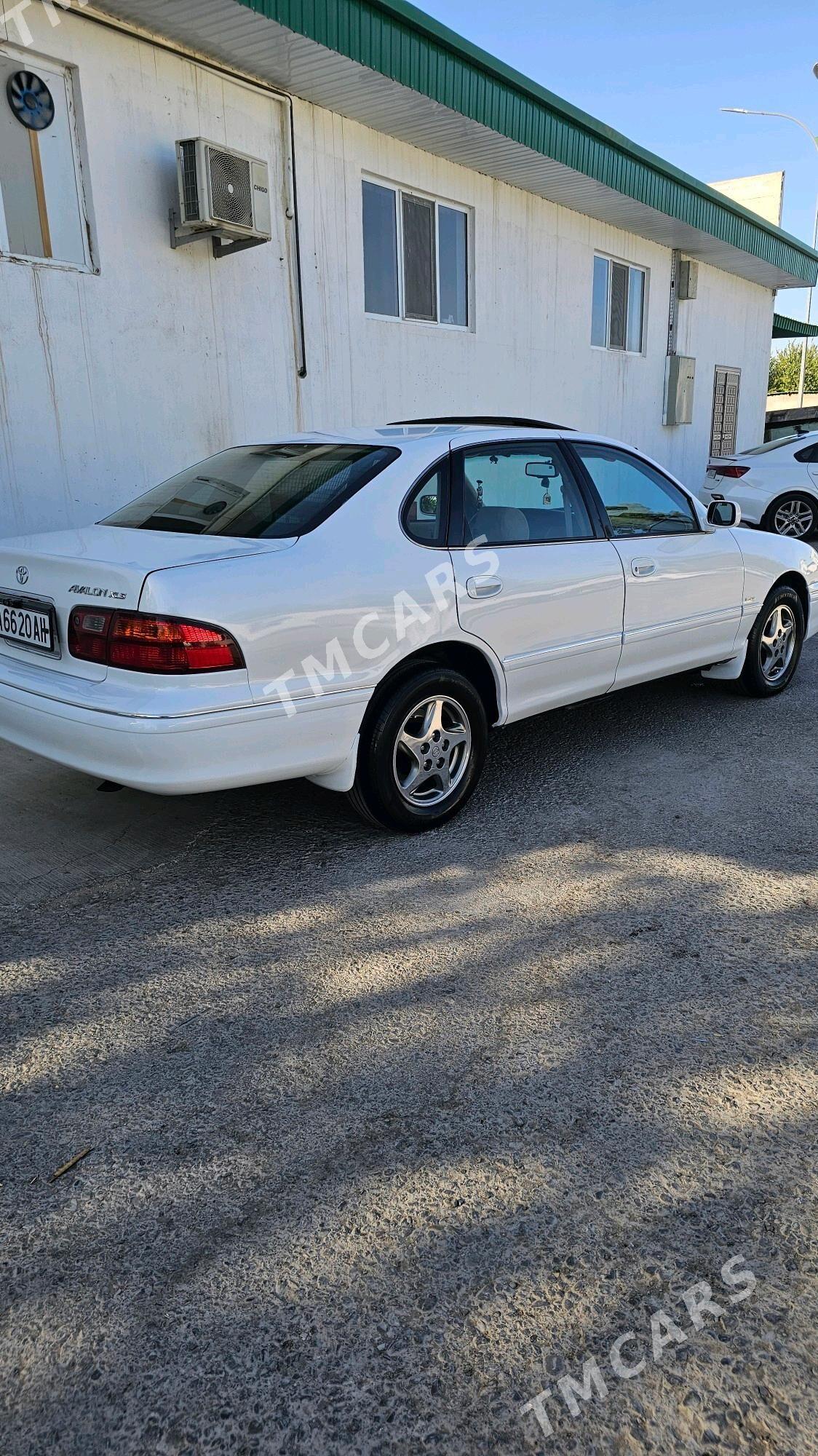 Toyota Avalon 1996 - 130 000 TMT - Bäherden - img 9