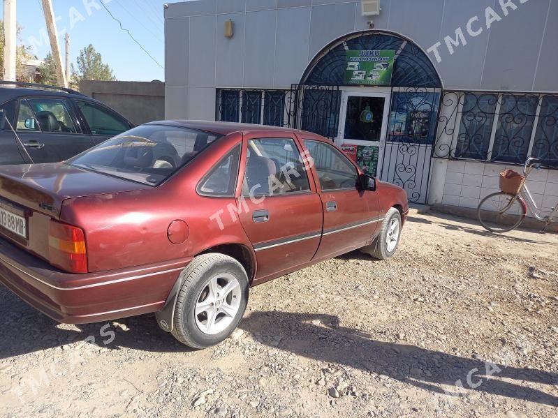 Opel Vectra 1990 - 34 000 TMT - Мары - img 2