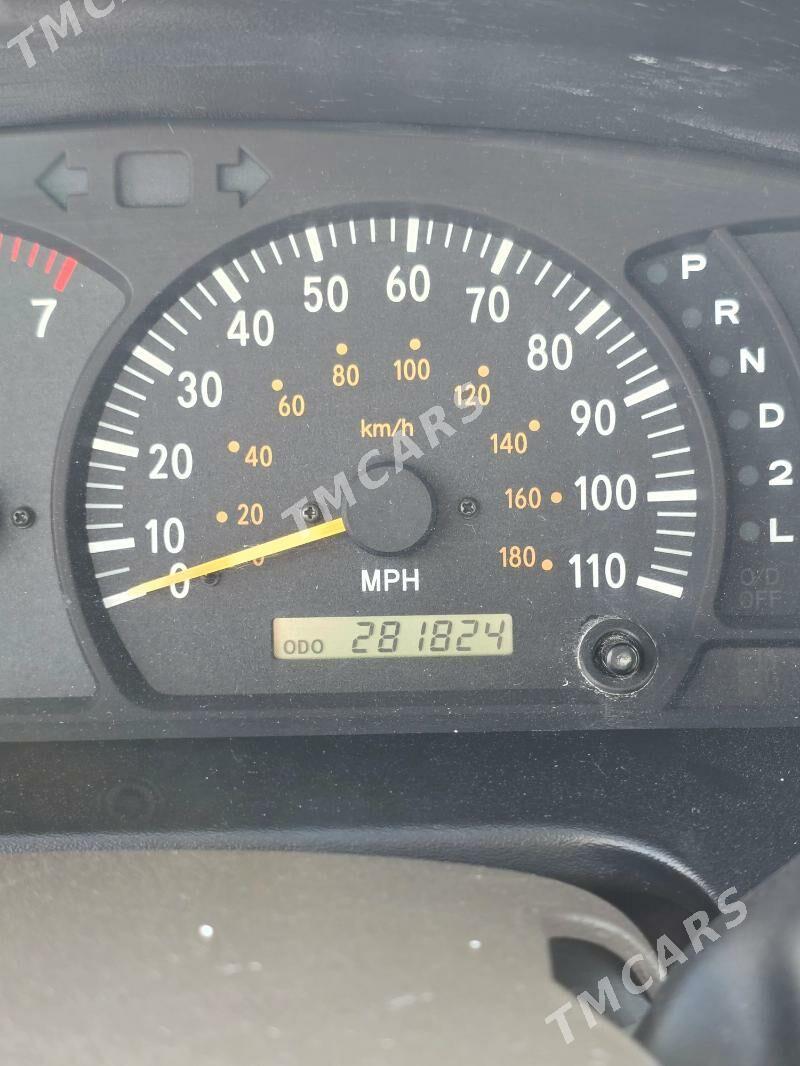 Toyota Tundra 2000 - 220 000 TMT - Çärjew - img 4