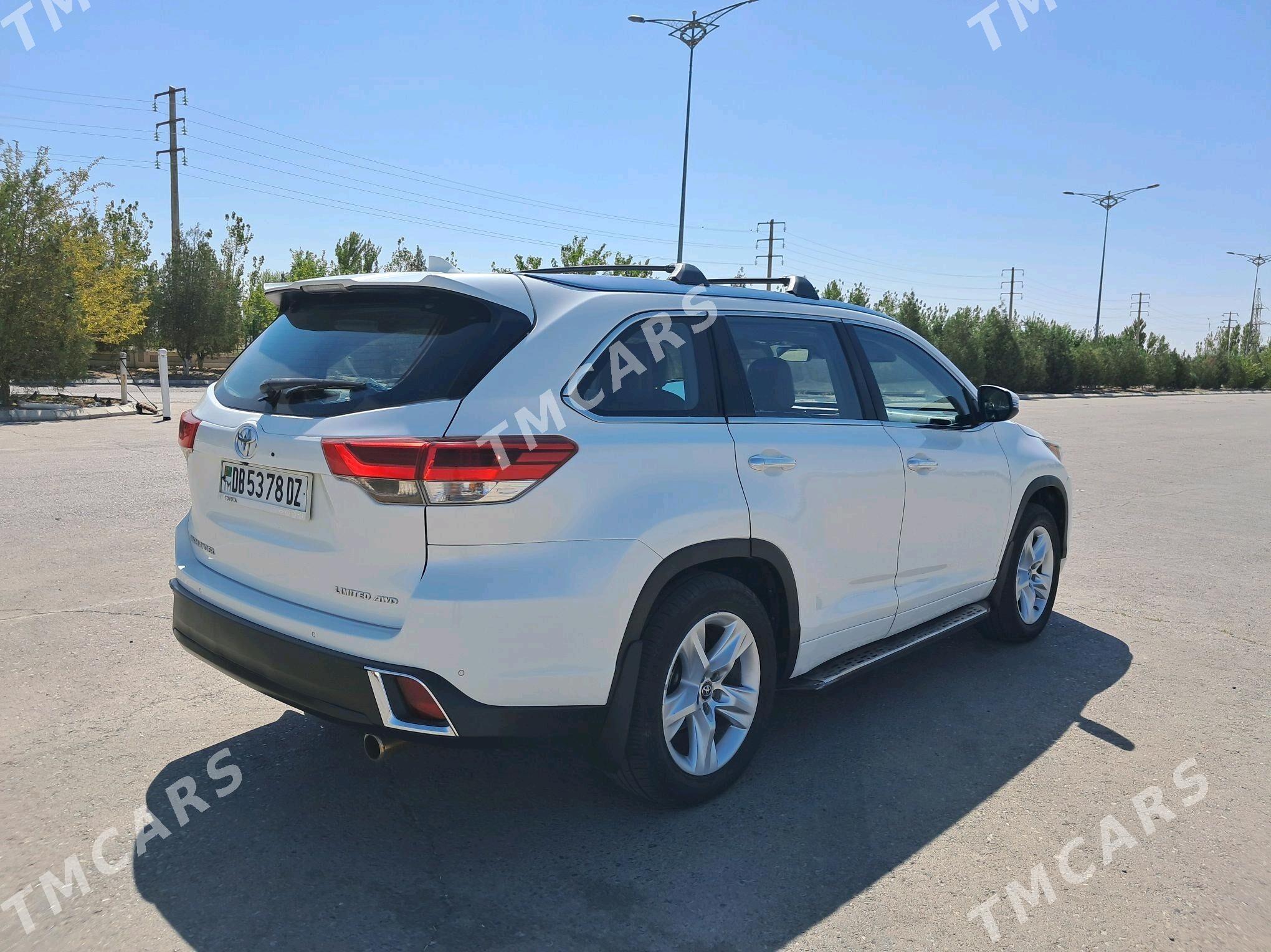 Toyota Highlander 2017 - 420 000 TMT - Köneürgenç - img 6