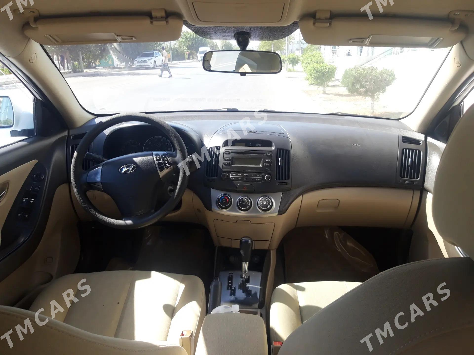 Hyundai Elantra 2010 - 127 000 TMT - Ашхабад - img 4