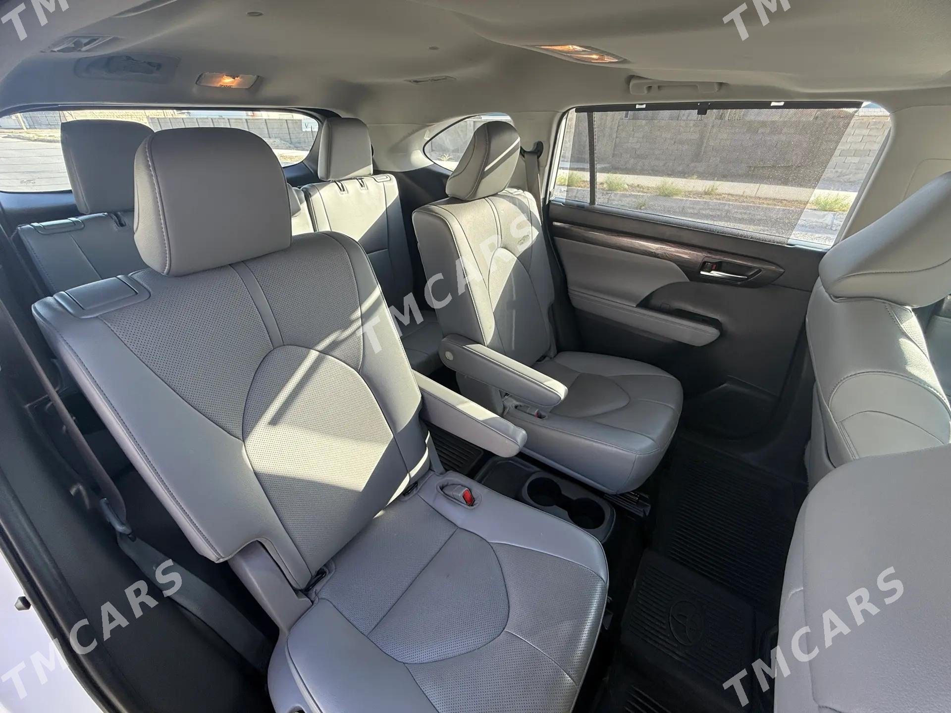 Toyota Highlander 2023 - 625 000 TMT - Балканабат - img 5