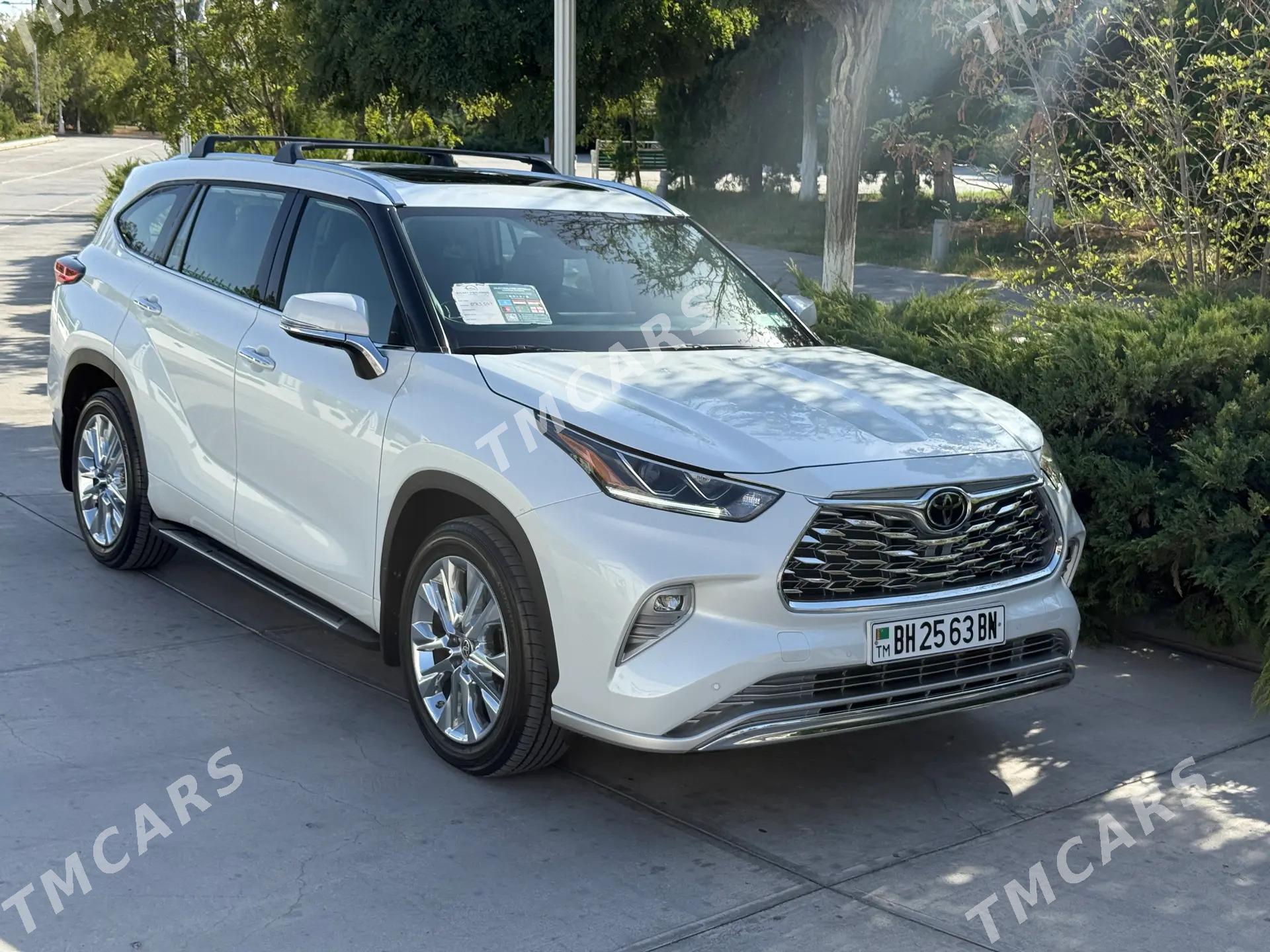 Toyota Highlander 2023 - 625 000 TMT - Балканабат - img 8
