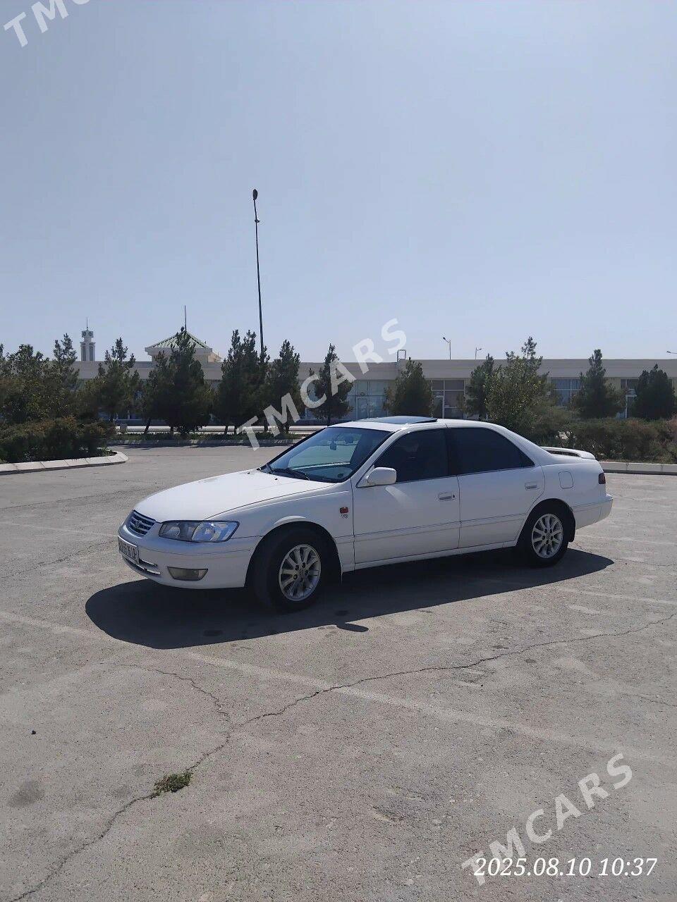 Toyota Camry 2000 - 145 000 TMT - Dänew - img 4