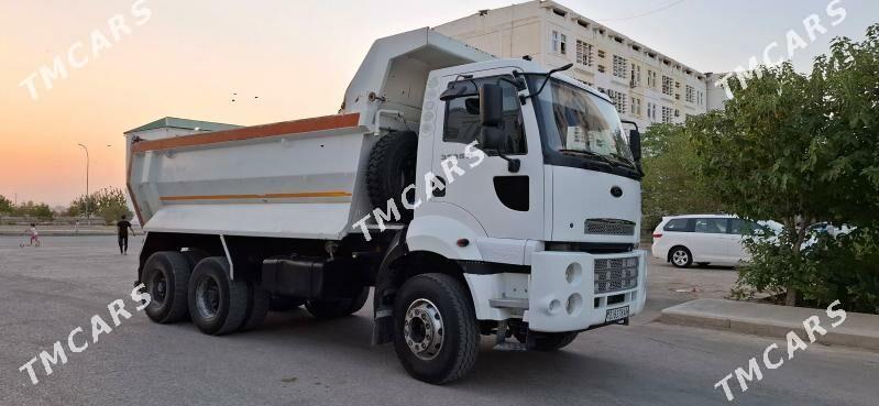 Ford Cargo 3535D 2014 - 790 000 TMT - Aşgabat - img 4