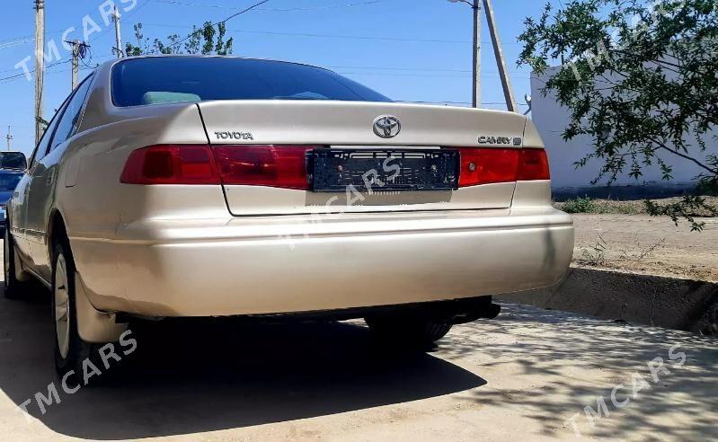 Toyota Camry 2001 - 160 000 TMT - Кёнеургенч - img 4