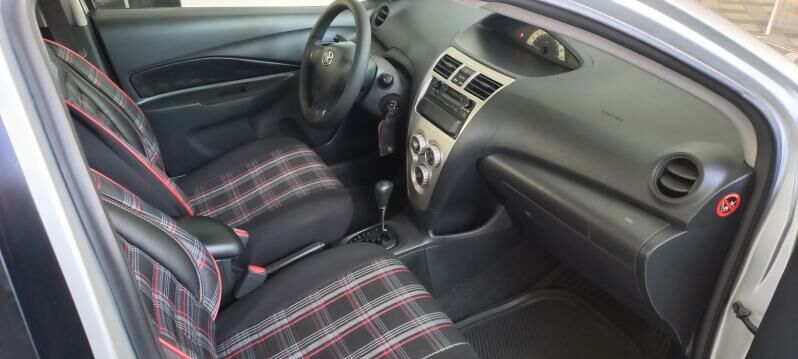 Toyota Yaris 2007 - 132 000 TMT - Bedew - img 6