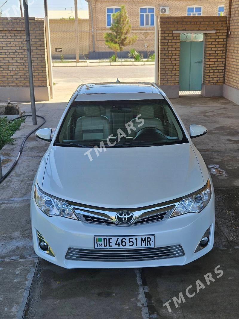 Toyota Camry 2012 - 250 000 TMT - Baýramaly - img 2