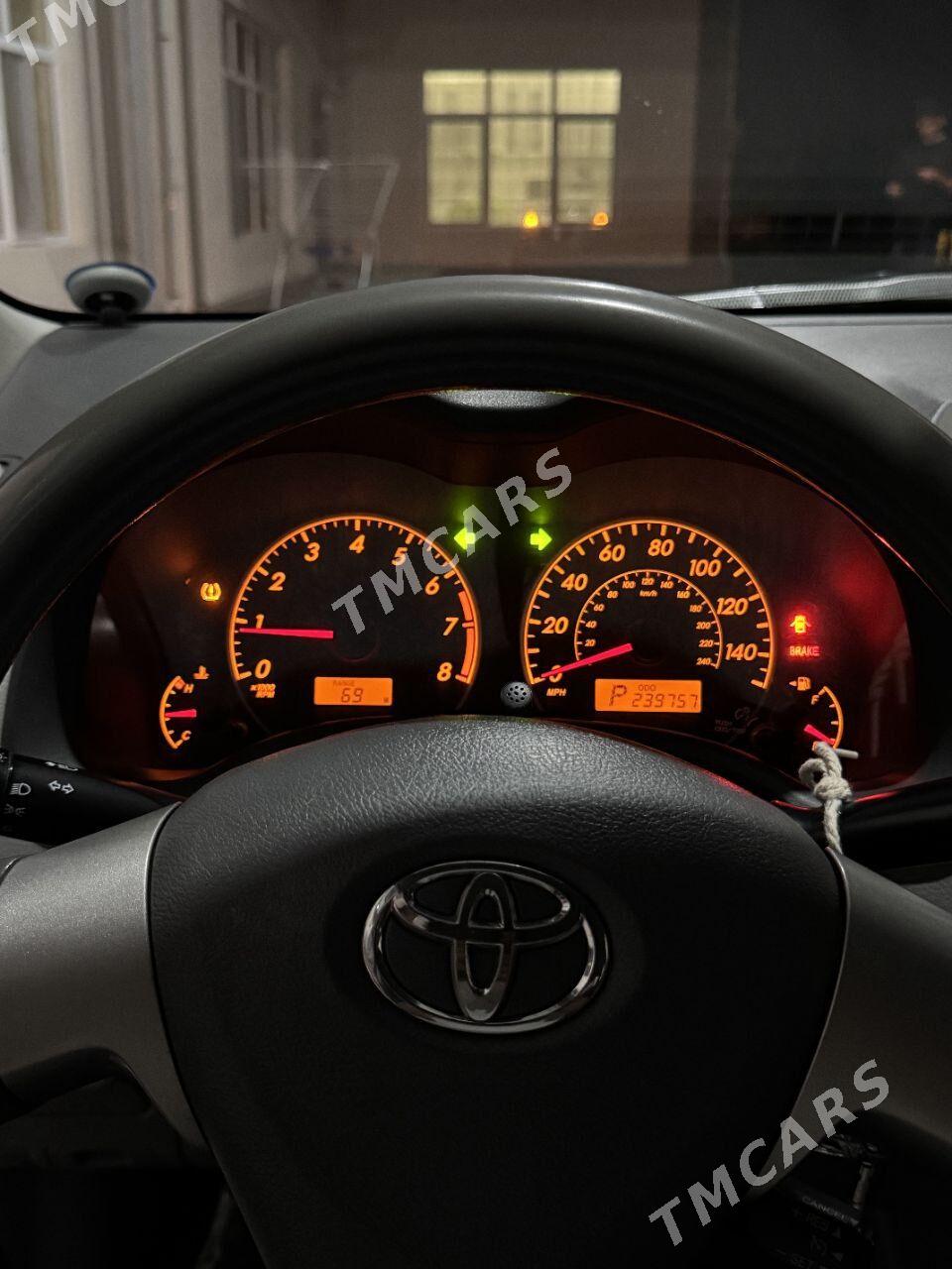 Toyota Corolla 2010 - 166 000 TMT - Ашхабад - img 3