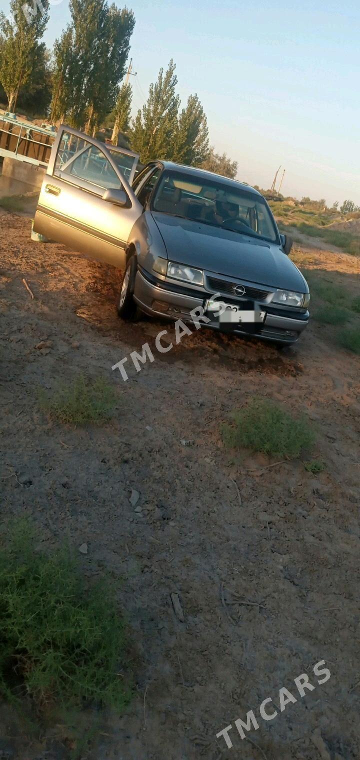 Opel Vectra 1995 - 45 000 TMT - Boldumsaz - img 3