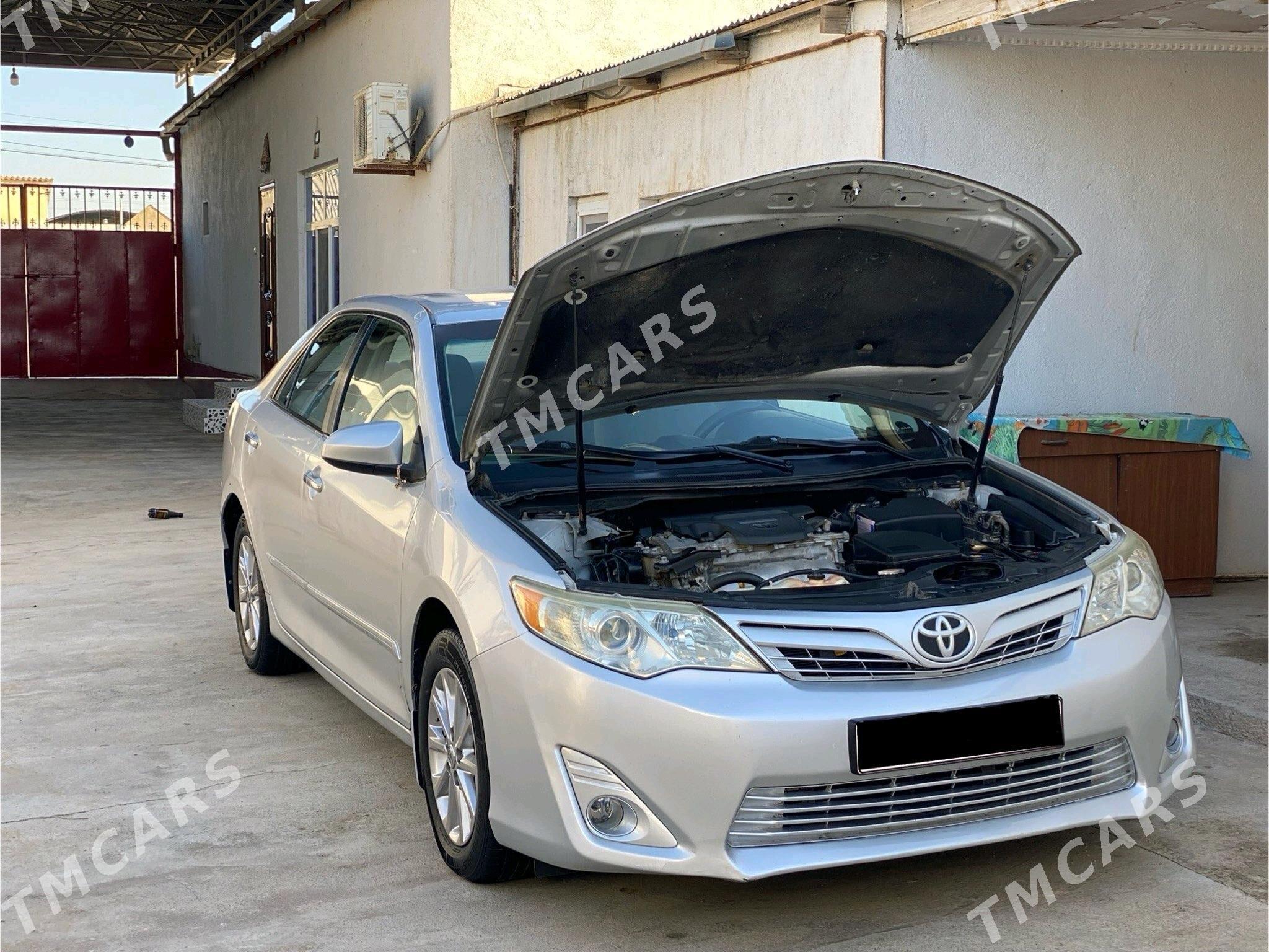 Toyota Camry 2012 - 200 000 TMT - Tejen - img 2