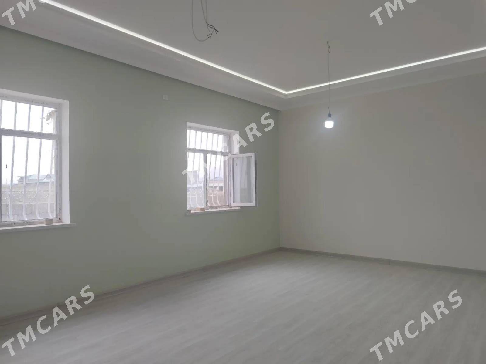 Elitka Sowetskay 3 kom arzan - Aşgabat - img 1