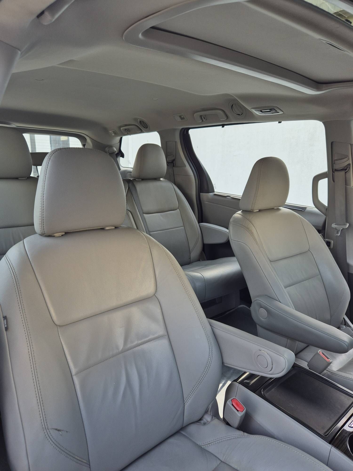 Toyota Sienna 2017 - 430 000 TMT - Ашхабад - img 4