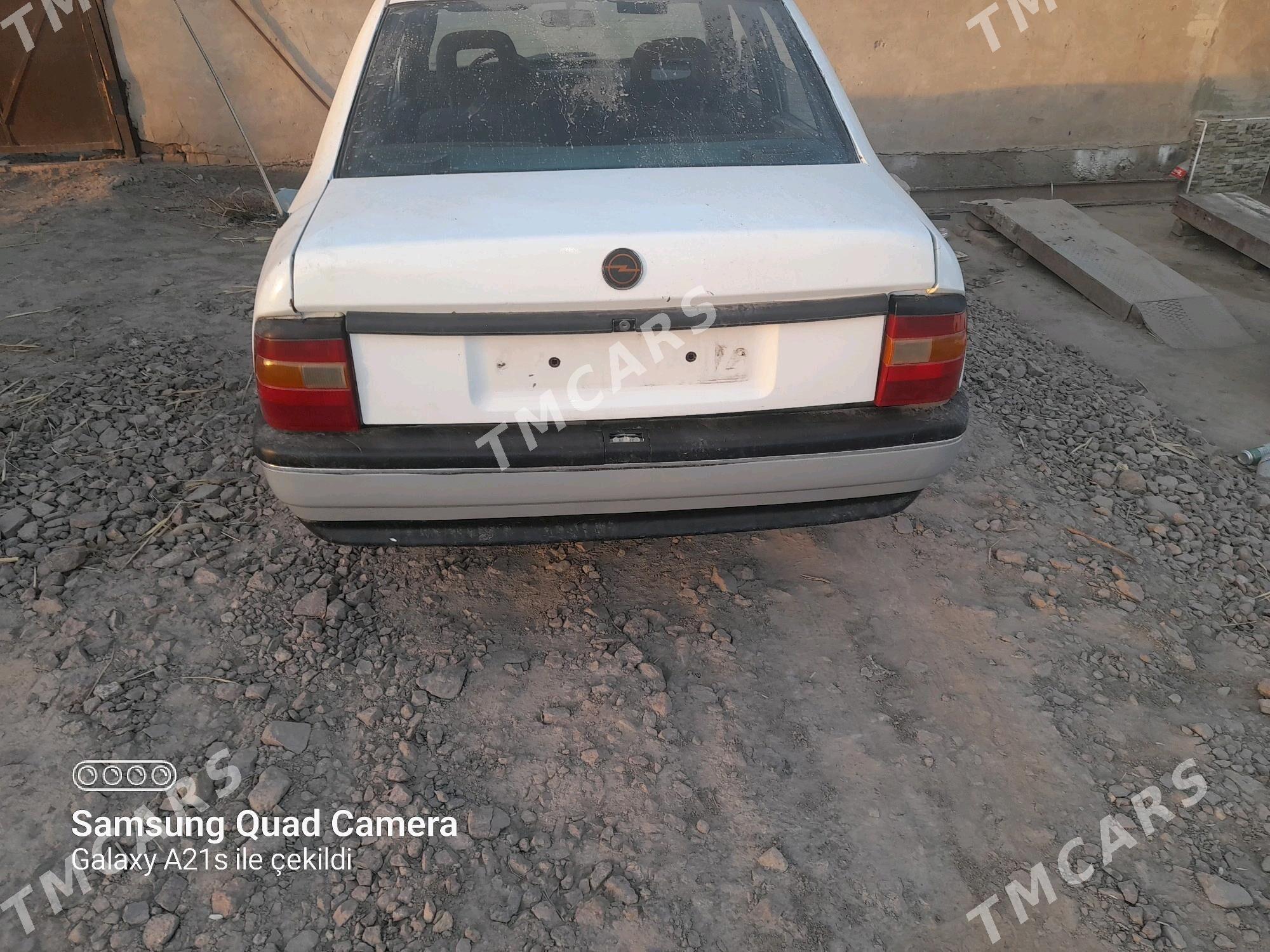 Opel Vectra 1991 - 15 000 TMT - Daşoguz - img 3