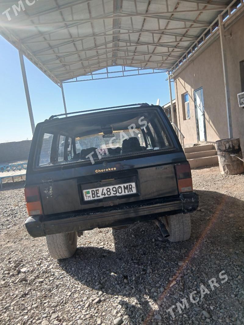 Jeep Cherokee 1993 - 15 000 TMT - Серахс - img 2