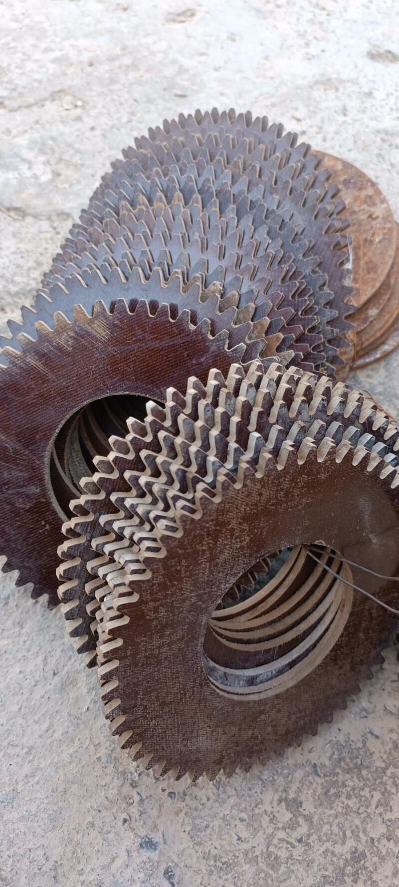 diske tekistalit 1 600 TMT - Гёкдже - img 1