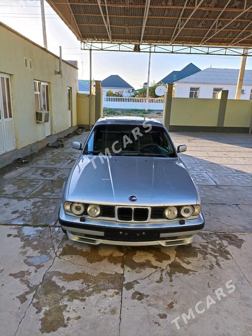 BMW 525 1991 - 50 000 TMT - Балканабат - img 2