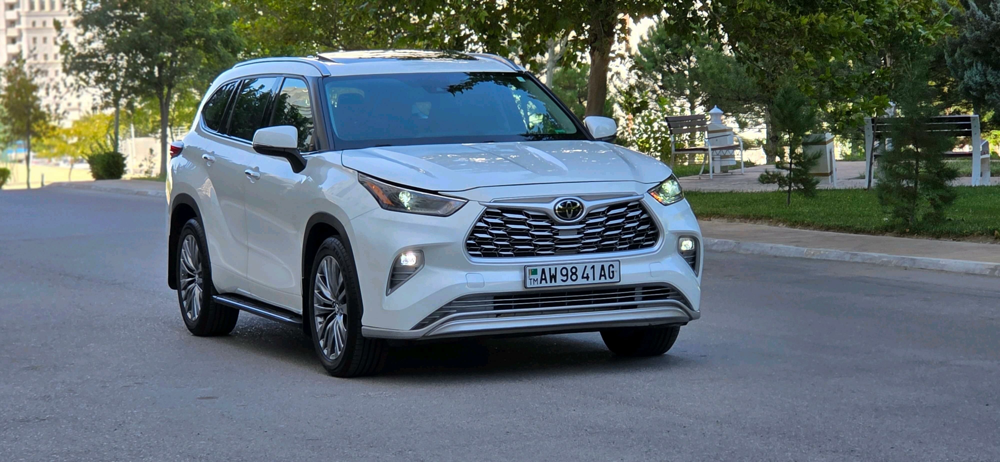 Toyota Highlander 2021 - 575 000 TMT - Мир 7 - img 2