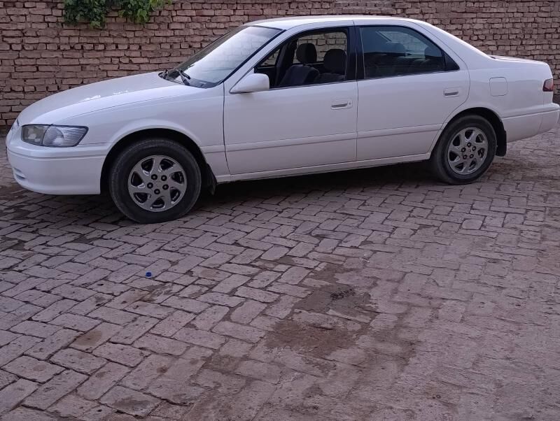 Toyota Camry 2000 - 130 000 TMT - Baýramaly - img 3