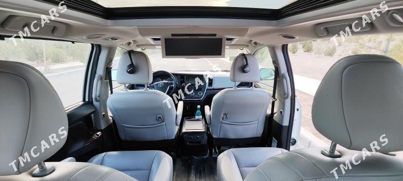 Toyota Sienna 2019 - 465 000 TMT - Aşgabat - img 9