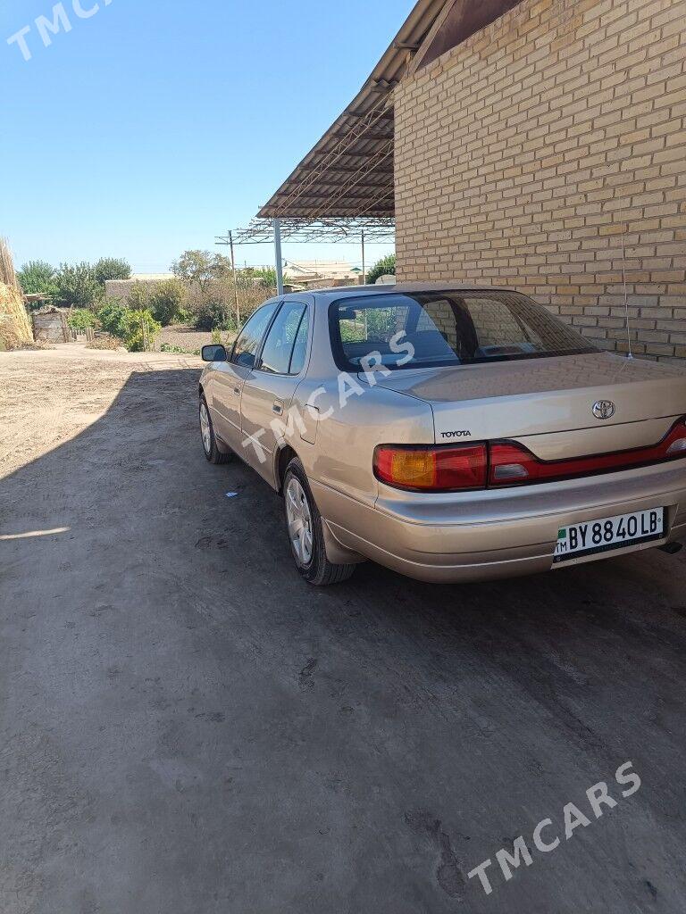 Toyota Camry 1992 - 90 000 TMT - Халач - img 2