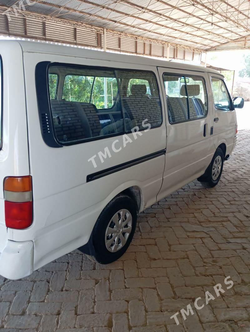 Toyota Hiace 2004 - 145 000 TMT - Мары - img 4
