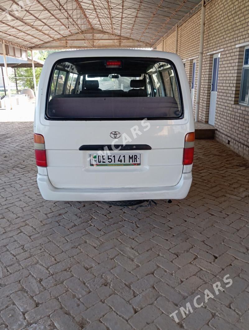 Toyota Hiace 2004 - 145 000 TMT - Мары - img 5