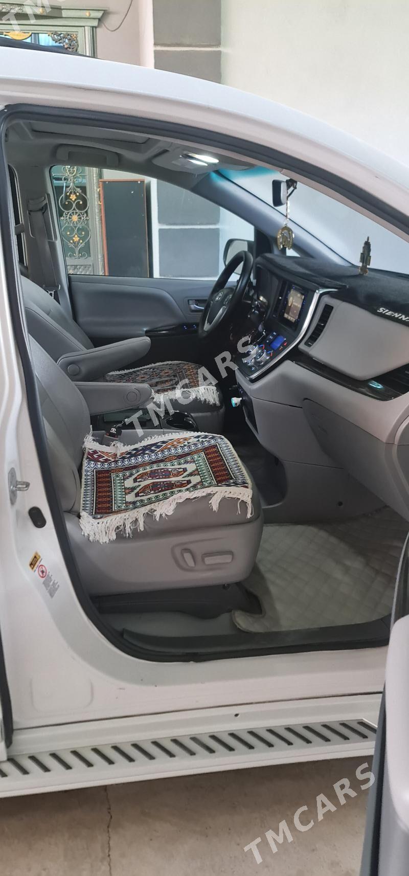 Toyota Corolla 2020 - 245 000 TMT - Ашхабад - img 8