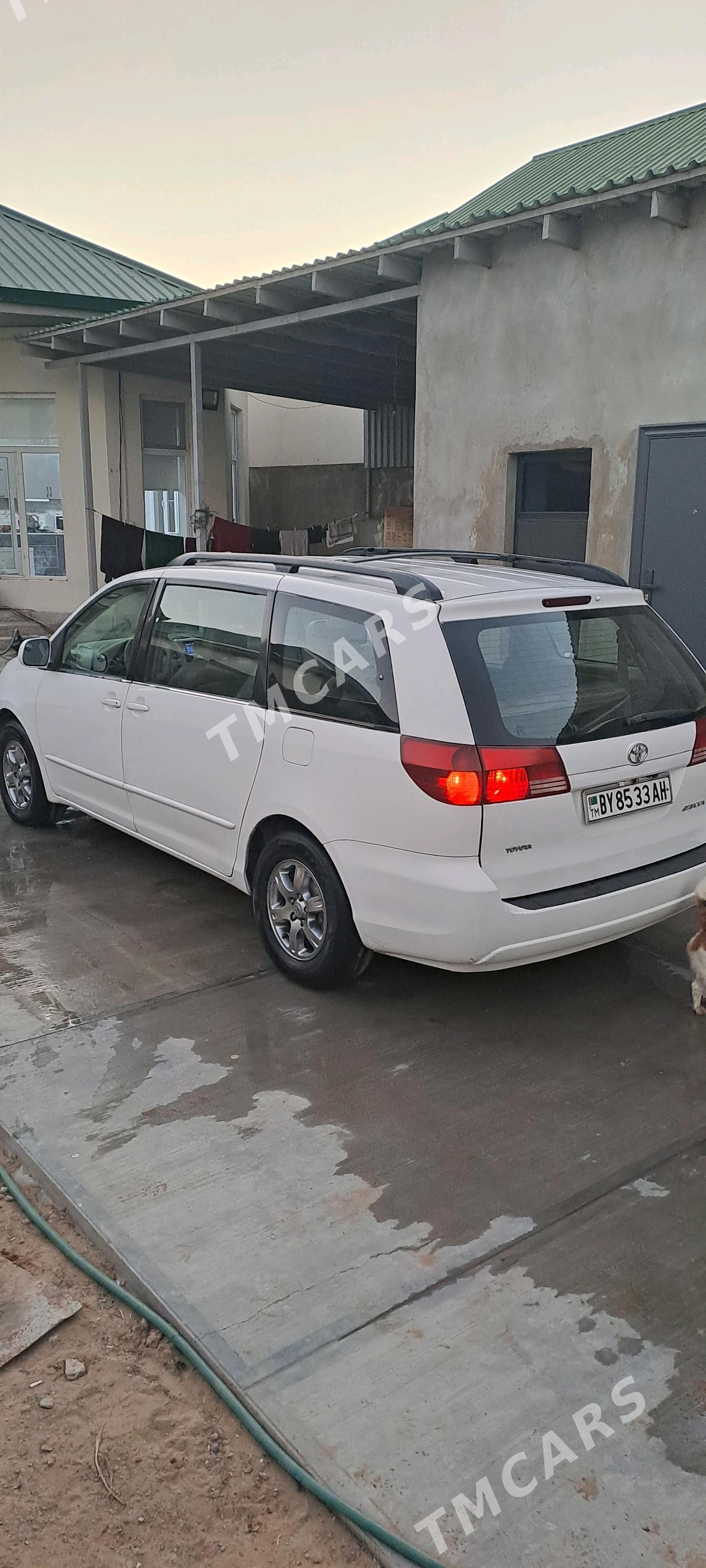 Toyota Sienna 2004 - 185 000 TMT - Ашхабад - img 2
