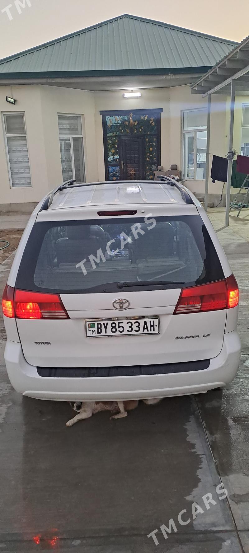 Toyota Sienna 2004 - 185 000 TMT - Ашхабад - img 3