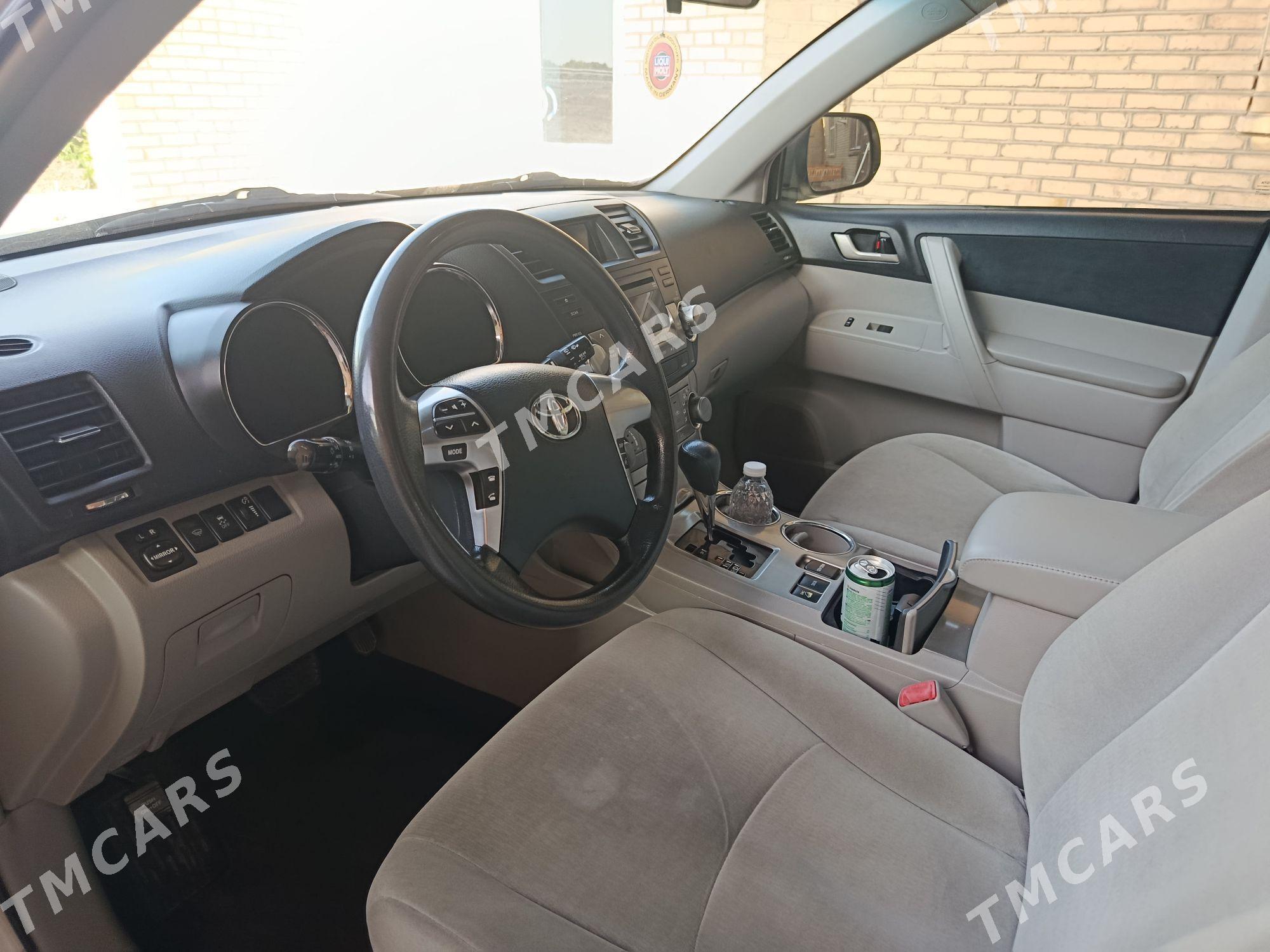 Toyota Highlander 2011 - 320 000 TMT - Wekilbazar - img 3