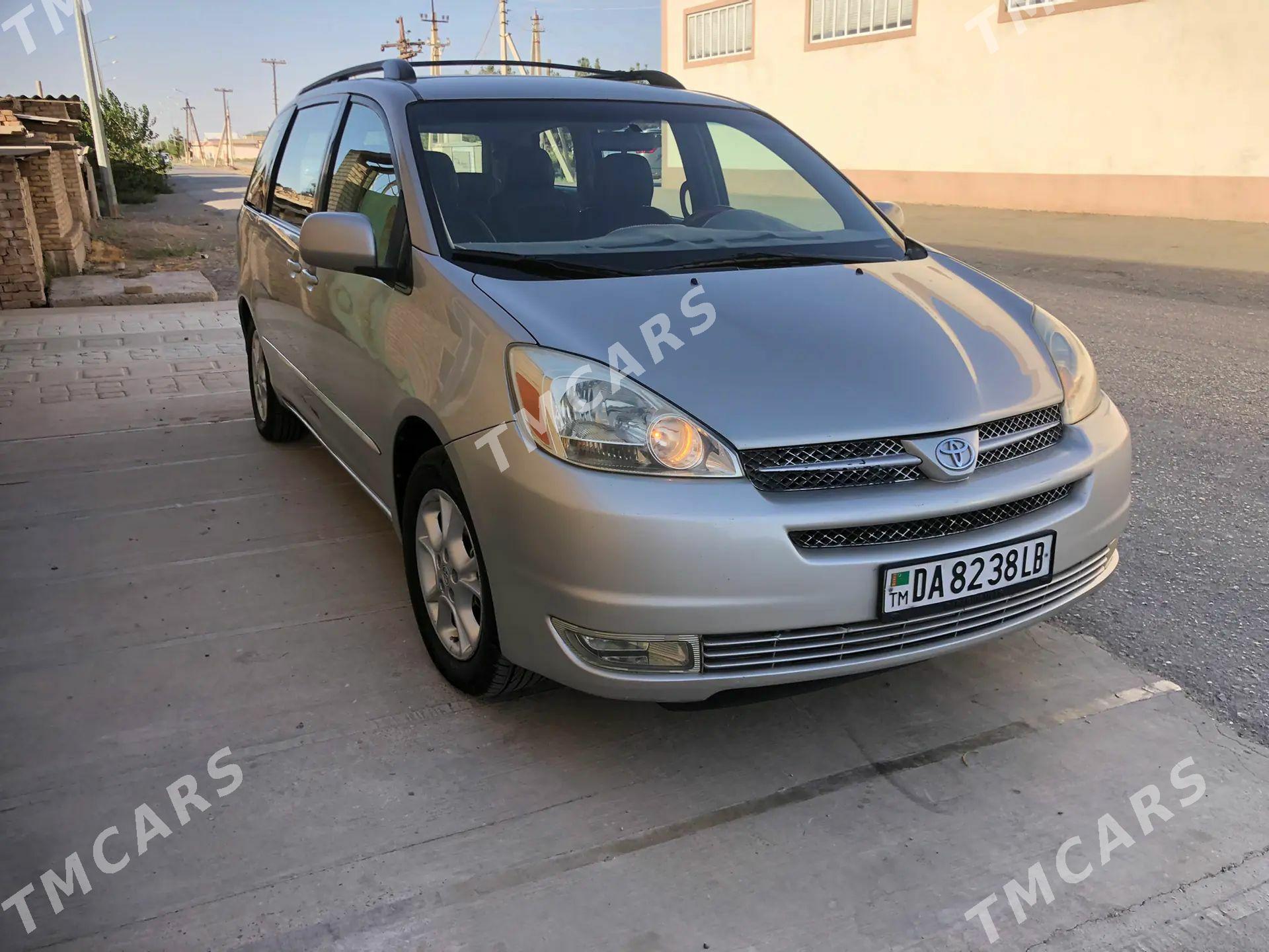 Toyota Sienna 2005 - 220 000 TMT - Dänew - img 2