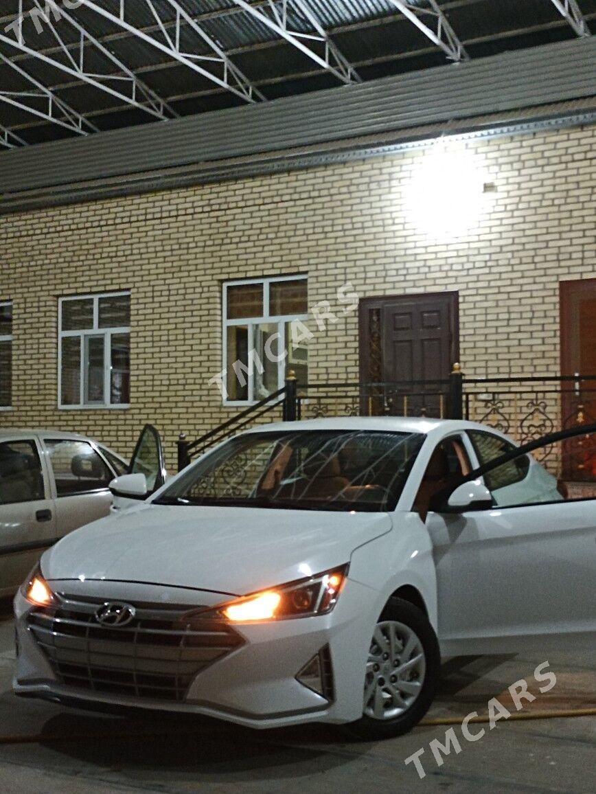 Hyundai Elantra 2020 - 200 000 TMT - Мары - img 3