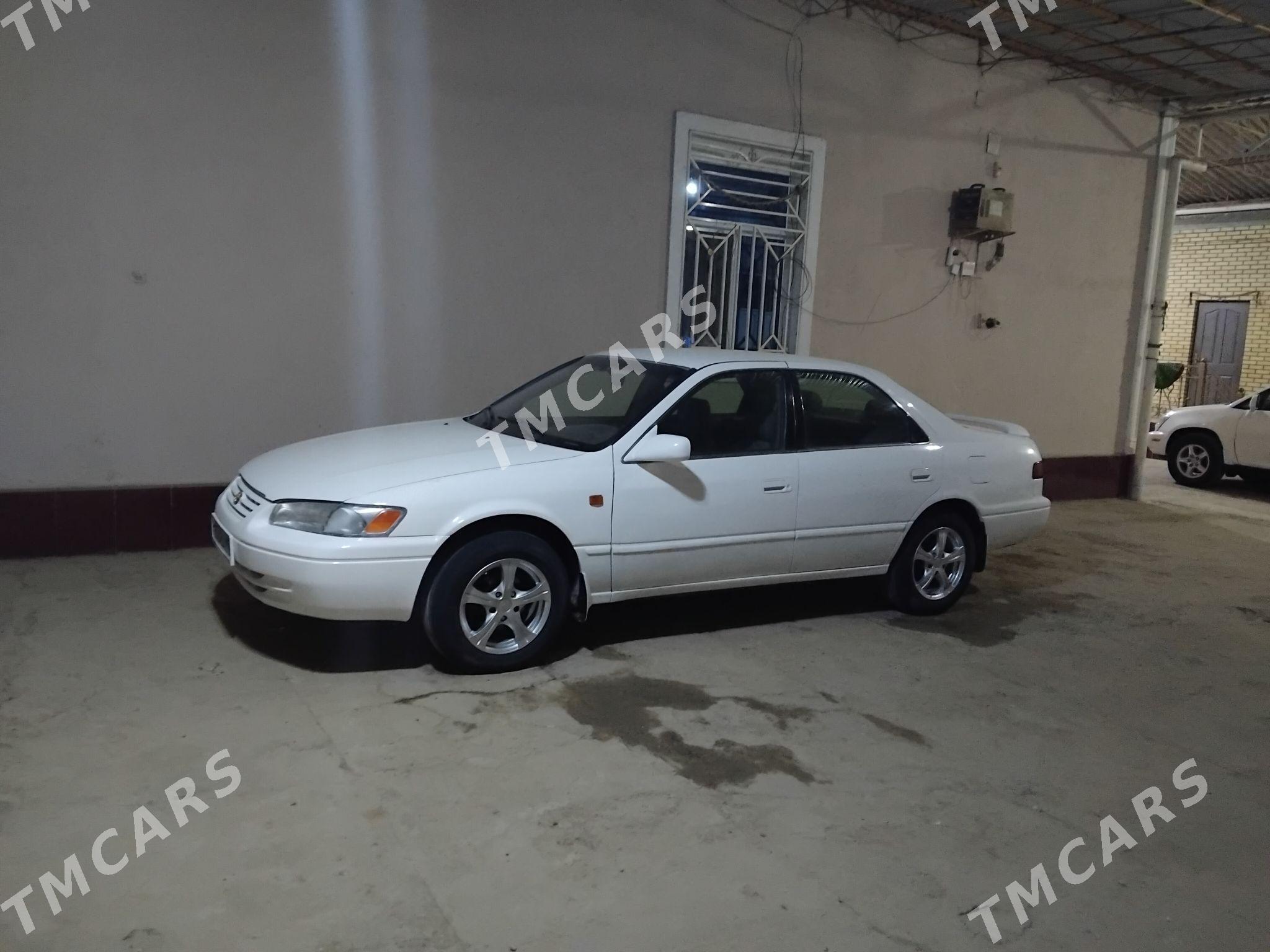 Toyota Camry 1999 - 130 000 TMT - Мары - img 7