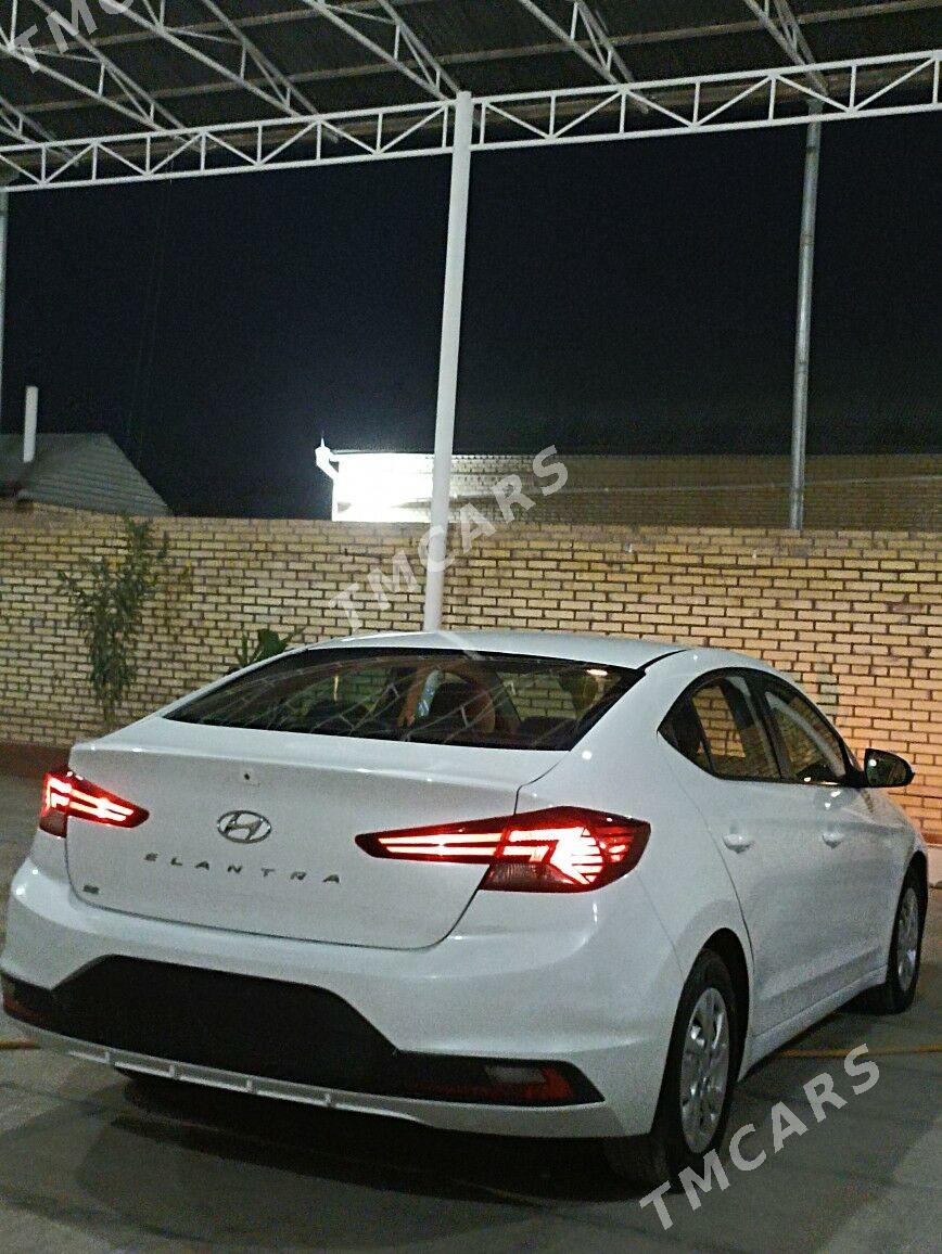 Hyundai Elantra 2020 - 200 000 TMT - Мары - img 5